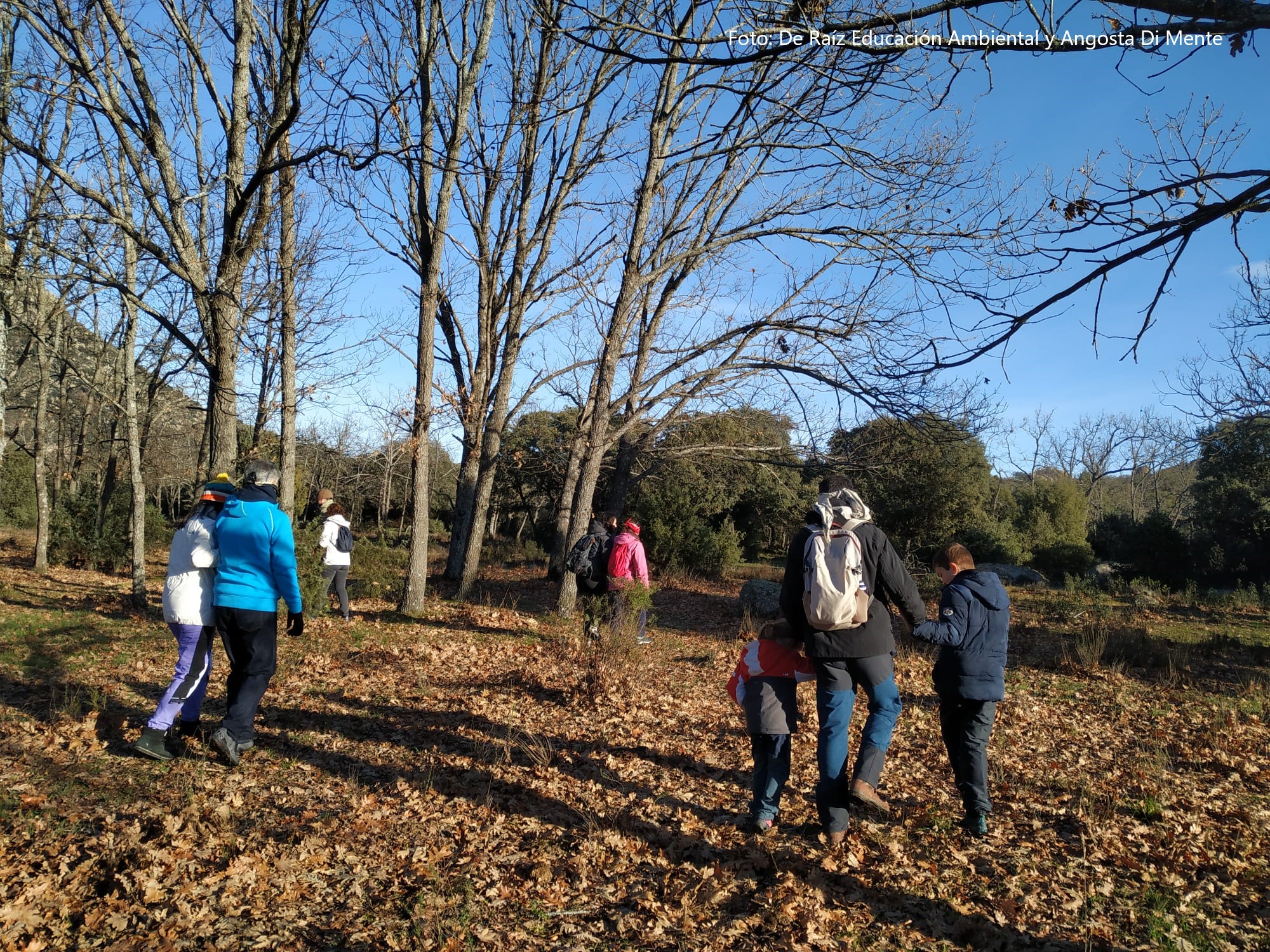 Ruta teatralizada "Salir al campo es divertido", en la Cabrera (Madrid). De Raíz Educación Ambiental y Angosta Di Mente